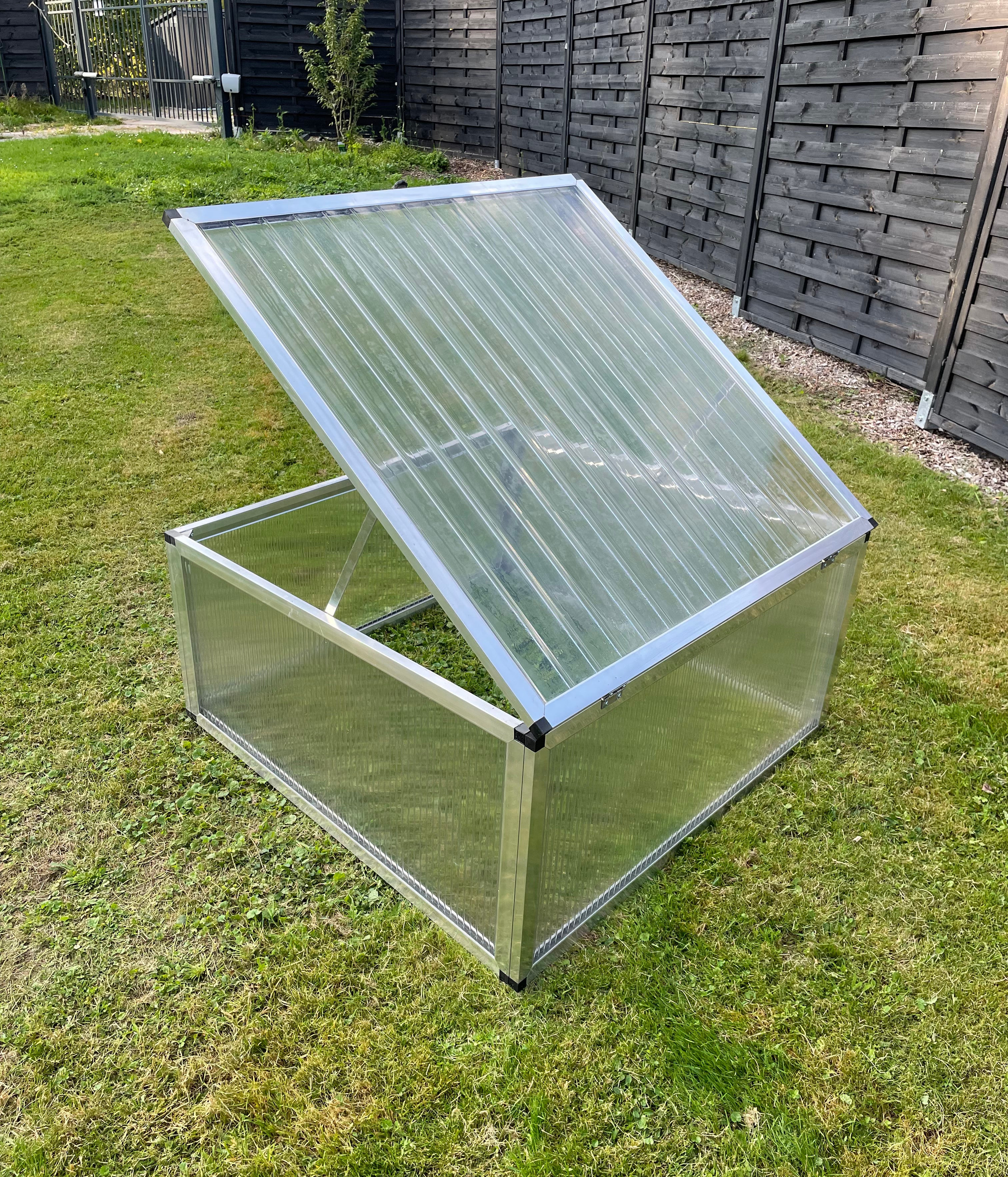 Frühbeet mit Pultdach und Alltop-Deckel 103 x 103 cm